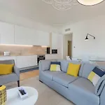 Unique 2 Bdr River View Baixa Alfama C Lisbon