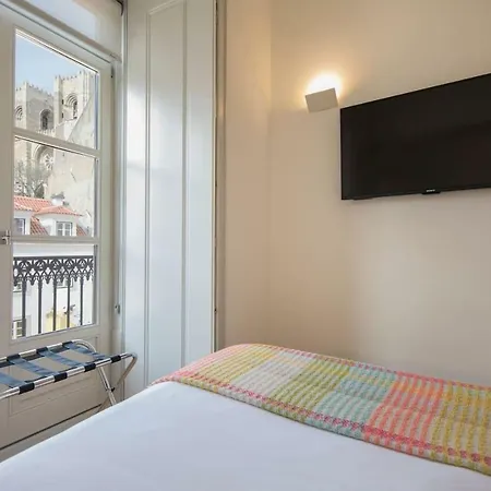 Unique 2 Bdr River View Baixa Alfama C * ליסבון