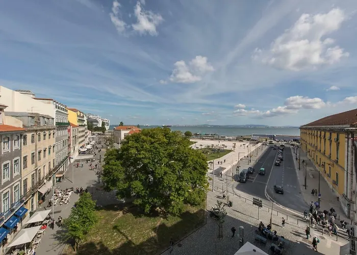 Unique 2 Bdr River View Baixa Alfama C